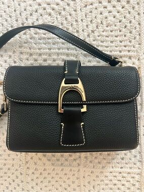 Dooney & Bourke Black Kyra Pebbled Leather Shoulder Bag NWT with Dust Bag